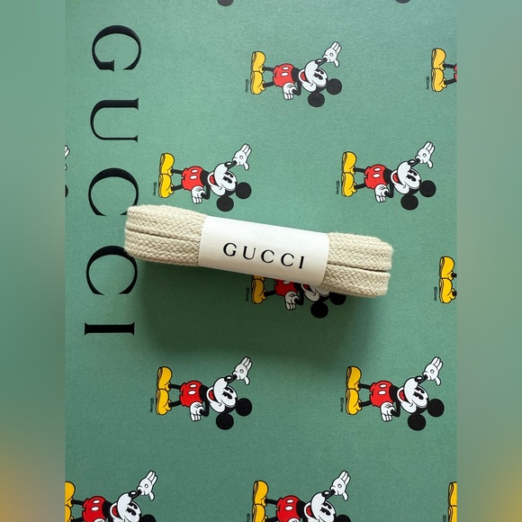Disney x Gucci Mickey Mouse Sneakers - Picture 7 of 16